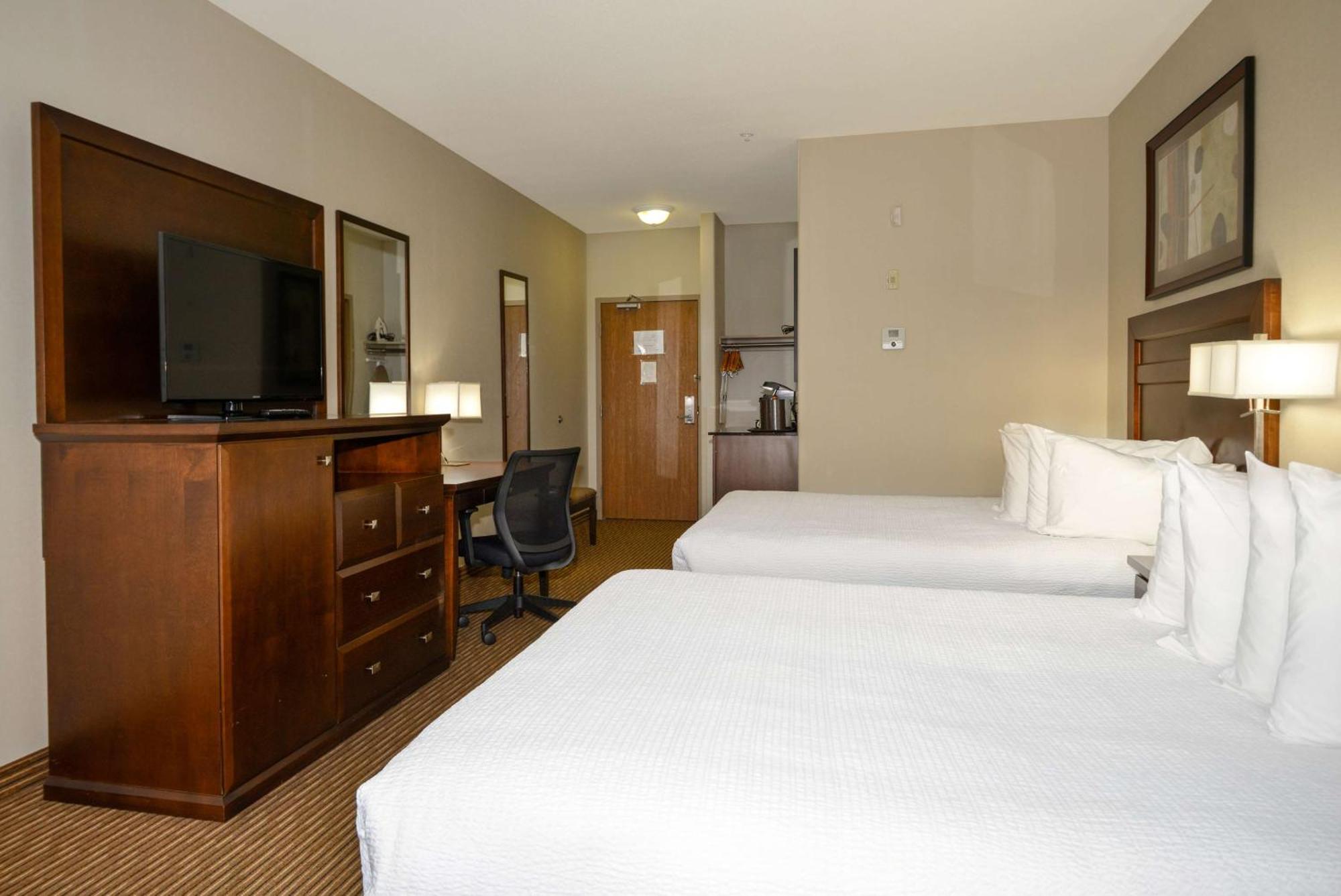 Coast Weyburn Hotel Luaran gambar