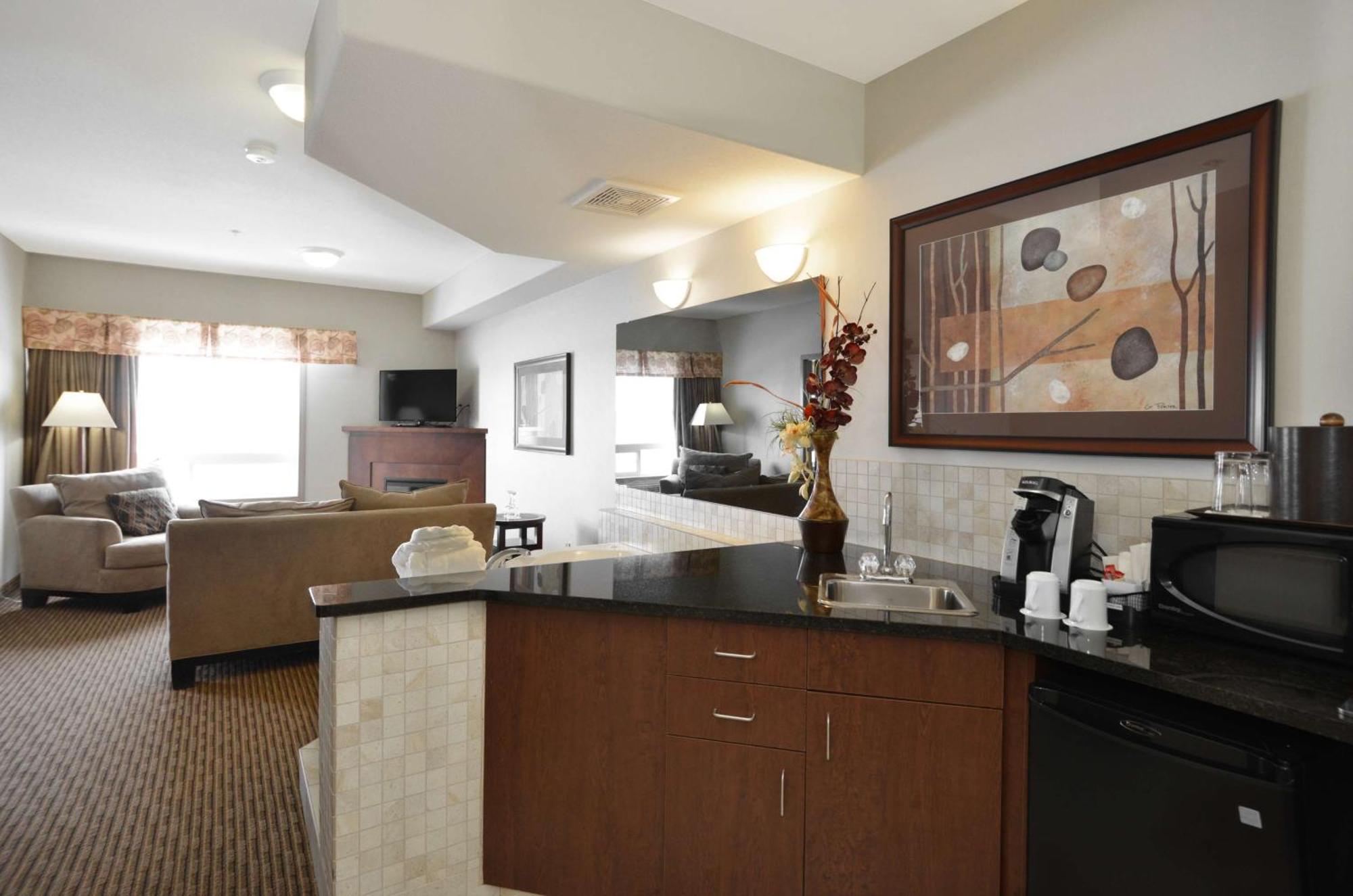 Coast Weyburn Hotel Luaran gambar